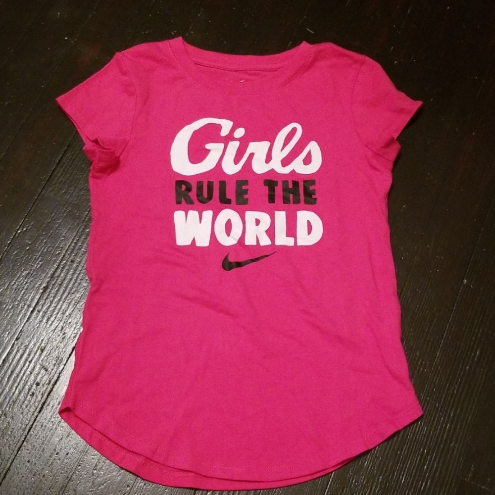 Nike Tee
